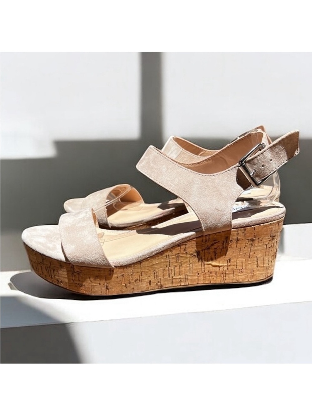 🌻NEW (w/tag) Steve Madden Breath Neutral Suede Flatform Wedge Sandal Size 8.5 - Picture 2 of 10
